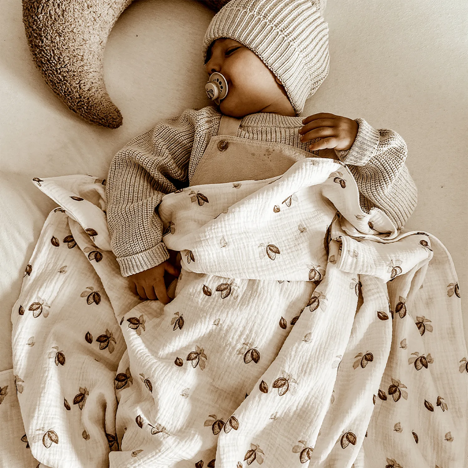 Kuscheldecke, Kleidung, Hut, Baby, Person